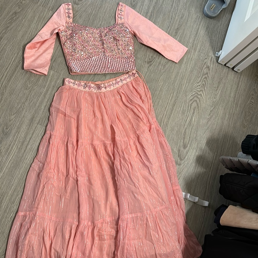 Pink lengha